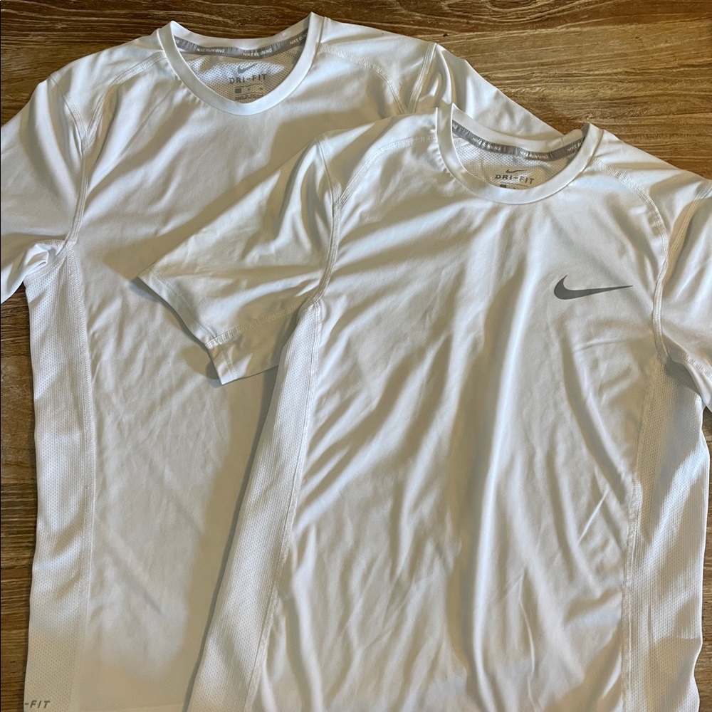 Mens white dry-fit t-shirts